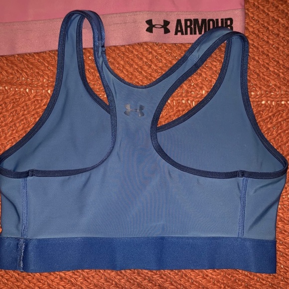 UNDERARMOUR sports bras set of 2 racerbacks - Picture 2 of 3